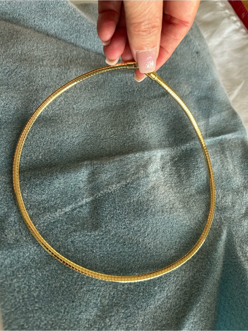 Omega style collar necklace